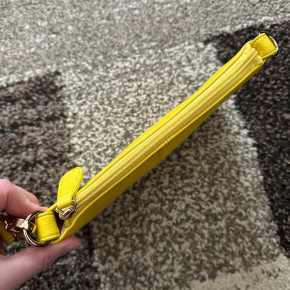 CHARMING CHARLIE Yellow Perrin Wristlet Loop Purse Wallet Gold Bright Summer Bag - Picture 5 of 12